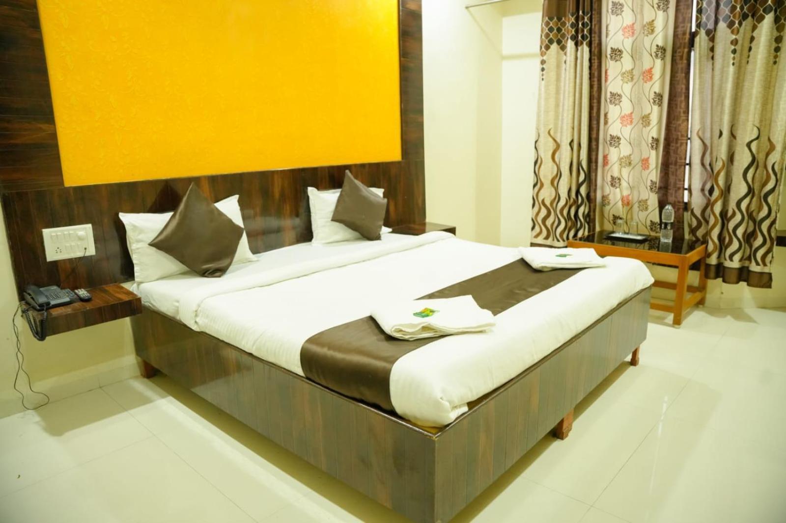 Hotel Sachidanand 舍地 外观 照片