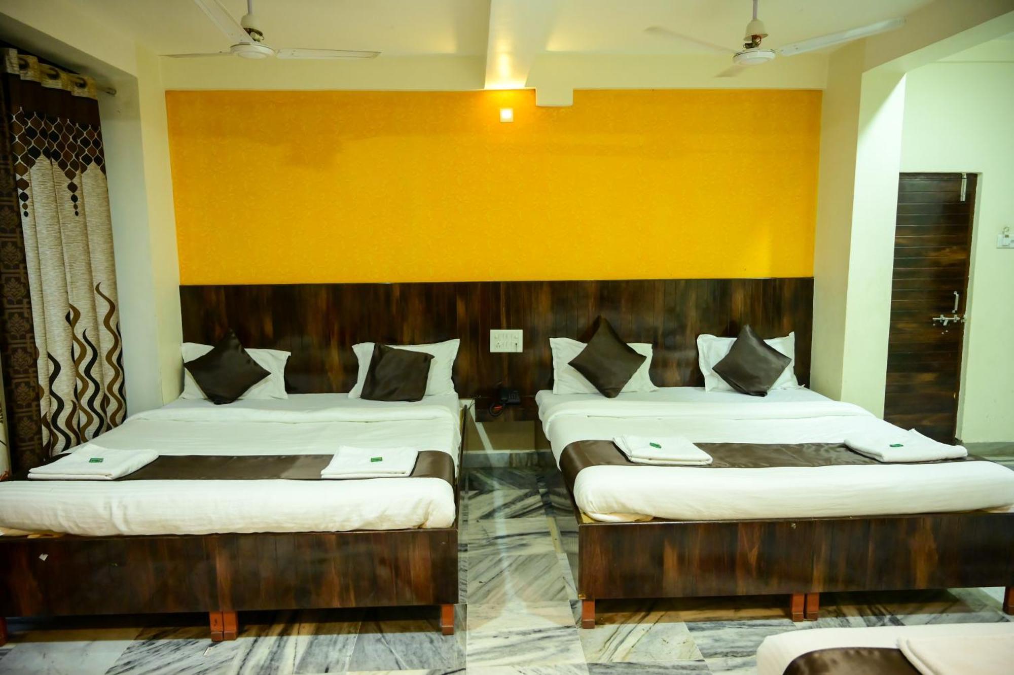 Hotel Sachidanand 舍地 外观 照片