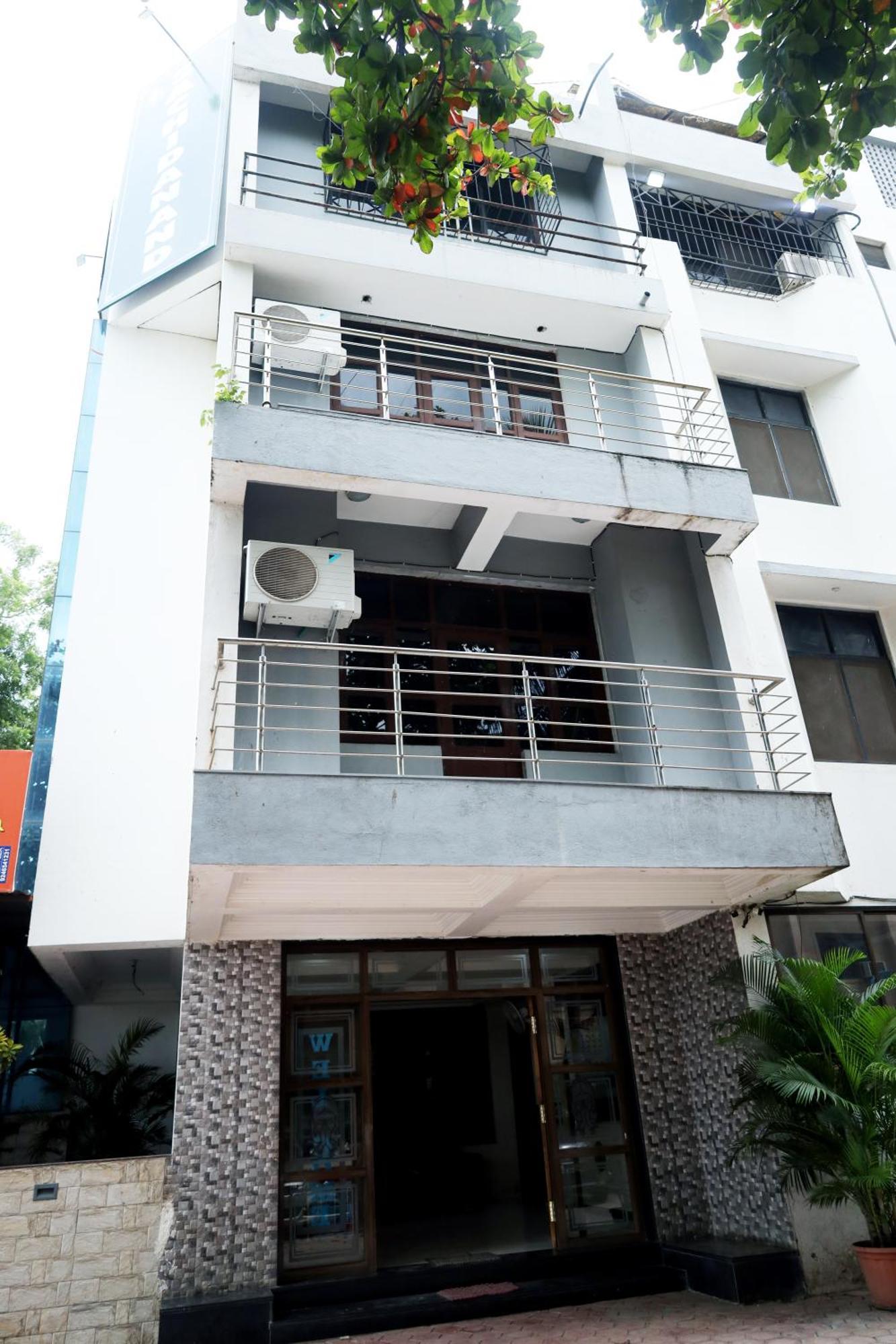 Hotel Sachidanand 舍地 外观 照片